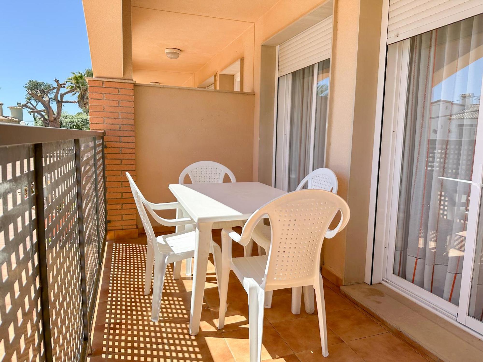Acogedor Apartamento Cerca De La Playa Wifi Y Parking Apartment Mont-roig del Camp Room photo